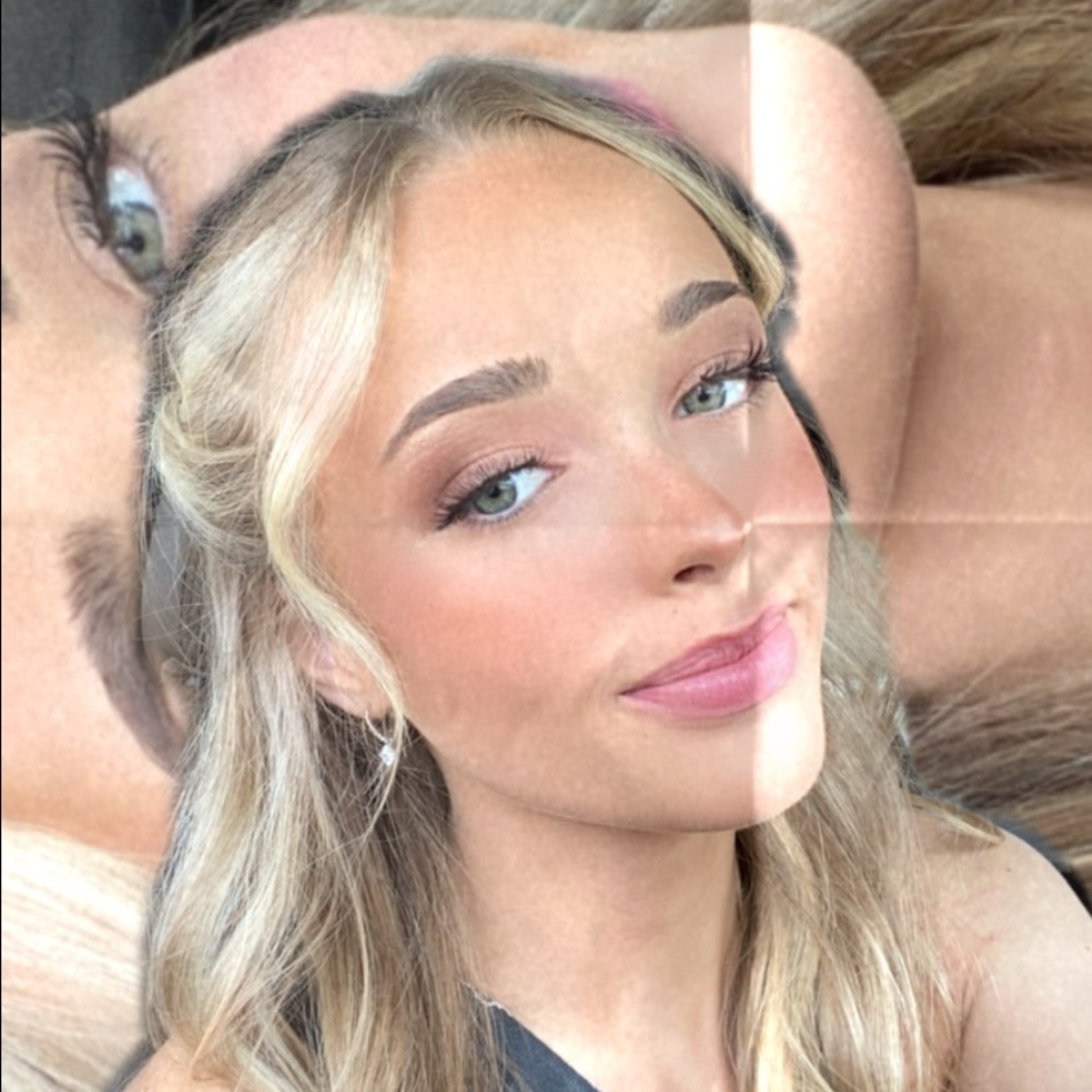 Meet your Posher, Clara